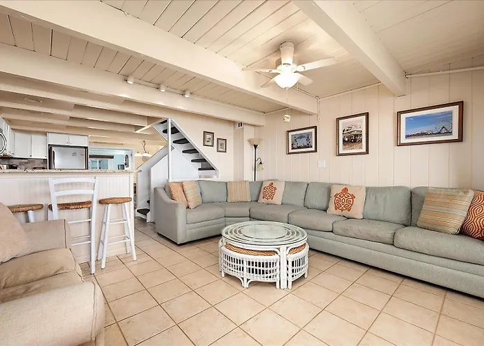 Beautiful Direct Ocean Front Townhome In Sea Village With Relaxing Ocean Views! Holiday home Ocean City