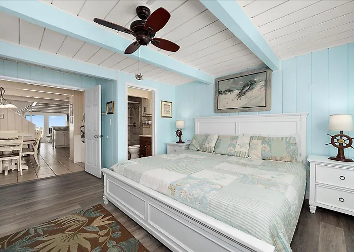 Beautiful Direct Ocean Front Townhome In Sea Village With Relaxing Ocean Views!