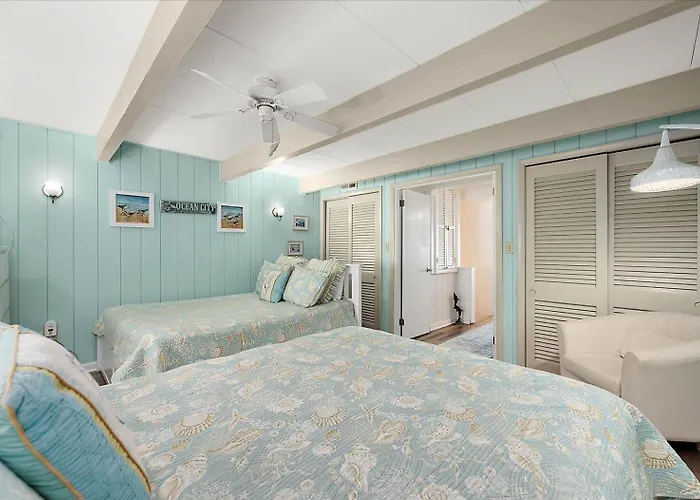 Holiday home Beautiful Direct Ocean Front Townhome In Sea Village With Relaxing Ocean Views!