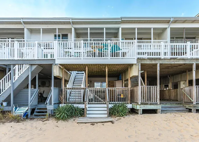 Beautiful Direct Ocean Front Townhome In Sea Village With Relaxing Ocean Views!