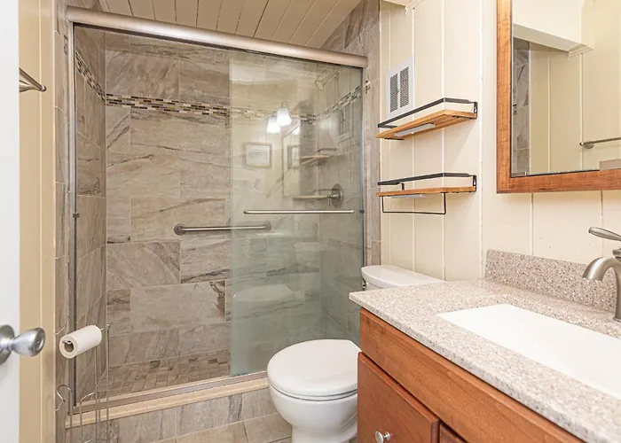 Beautiful Direct Ocean Front Townhome In Sea Village With Relaxing Ocean Views! * Ocean City