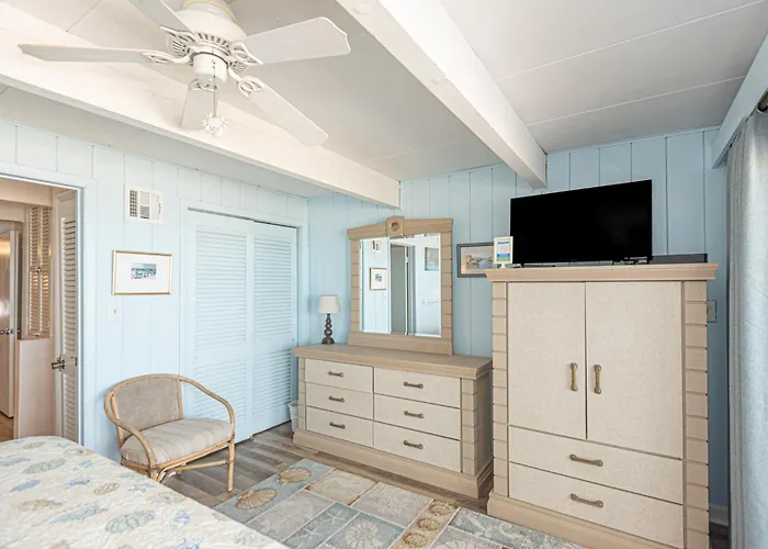 Holiday home Beautiful Direct Ocean Front Townhome In Sea Village With Relaxing Ocean Views! Ocean City