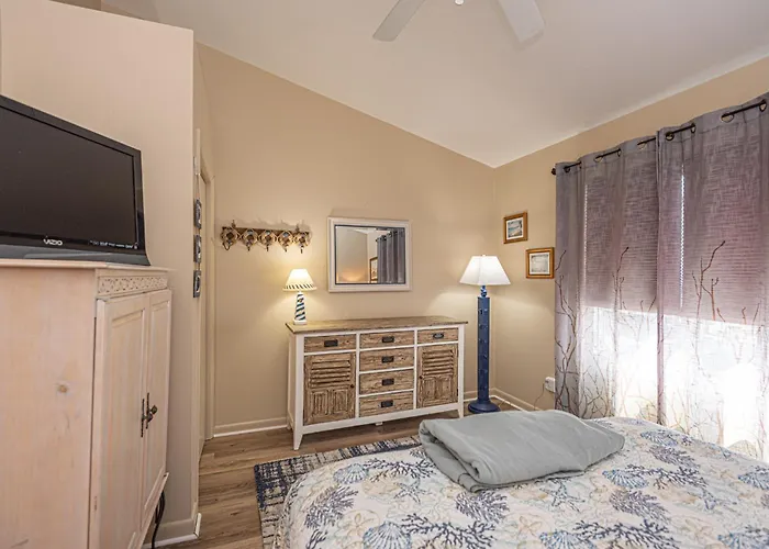 Beautiful Direct Ocean Front Townhome In Sea Village With Relaxing Ocean Views! Holiday home Ocean City